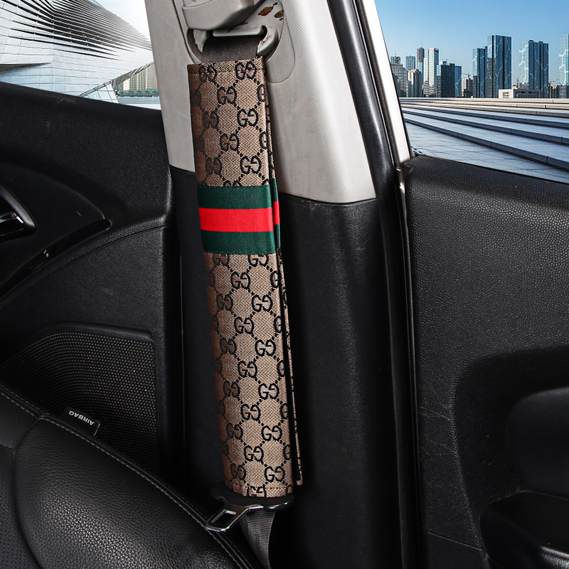 ブランド軽自動車のシートベルトパッド gucci シートベルトショルダーパッド 車用品 シートベルトカバー 2個入り 取り付け簡単