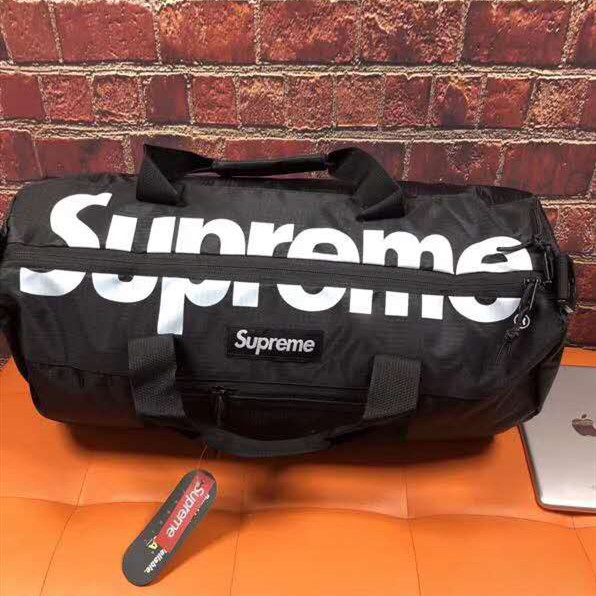 シュプリーム 旅行バッグ ボストンバッグ シュプリーム 軽量 supreme 旅行カバン ユニセックス 斜めがけ 大容量 3色展開