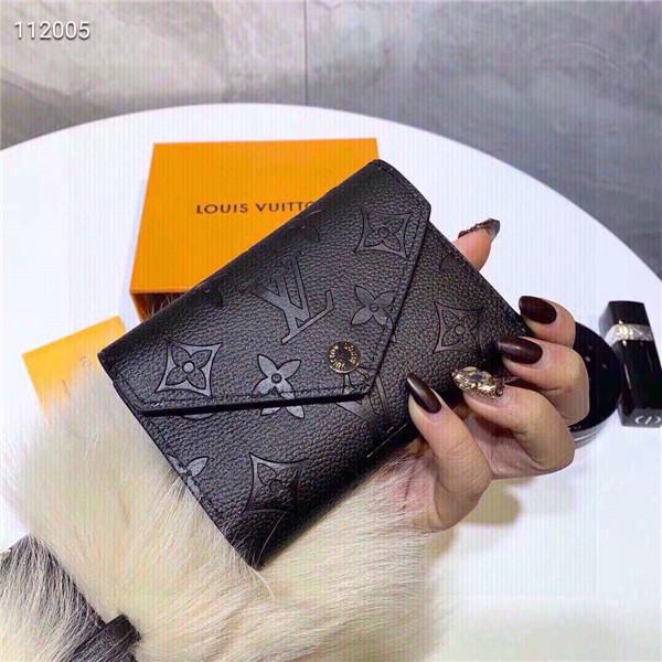 【美品！】ルイヴィトン　ダミエ　コンパクトジップ　折り財布　レディース　メンズ
