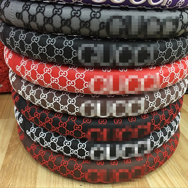グッチ ハンドル カバー GUCCI グッチ ハンドルカバー ステアリングカバー ブランド GUCCI 車
