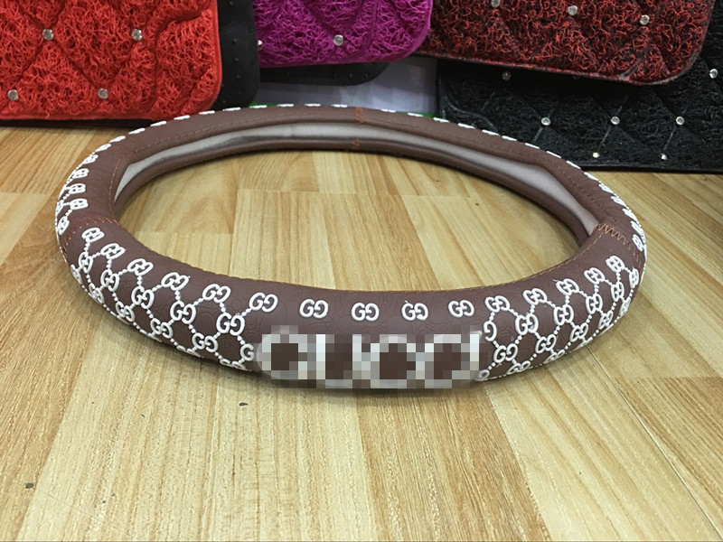グッチ ハンドル カバー GUCCI グッチ ハンドルカバー ステアリングカバー ブランド GUCCI 車