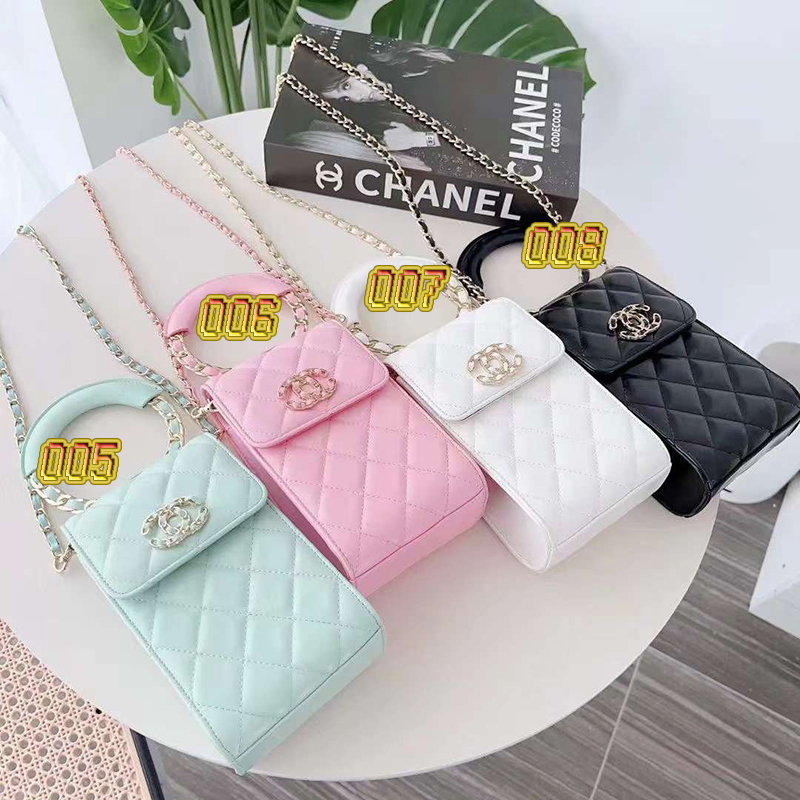 【大人の余裕♡】シャネル CHANEL スマホポーチ 210.jpg