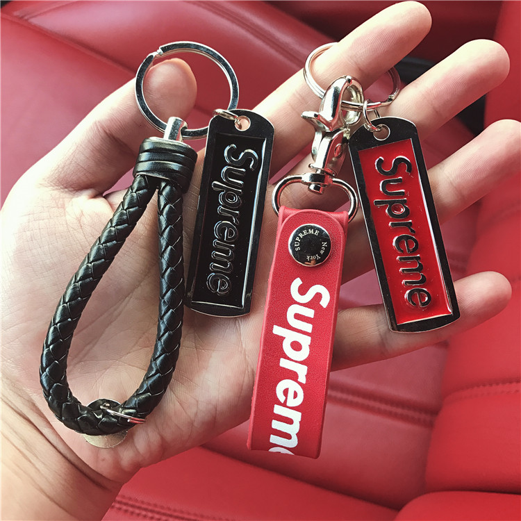 supreme キーホルダー キーチェーン 金 銀