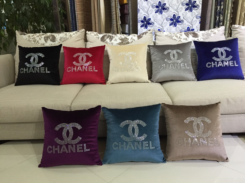 CHANEL ブランド抱き枕 ふわふわ クッション おしゃれ 車用の枕